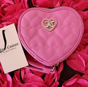 Juicy couture flawless heart zip around